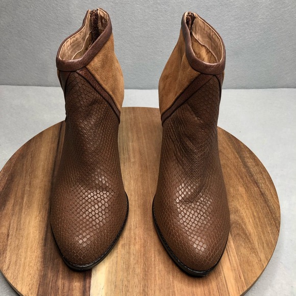 FOSSIL Snake Embossed Leather and Suede Stacked Heel Ankle Boot Bootie Size 11 - Picture 3 of 7